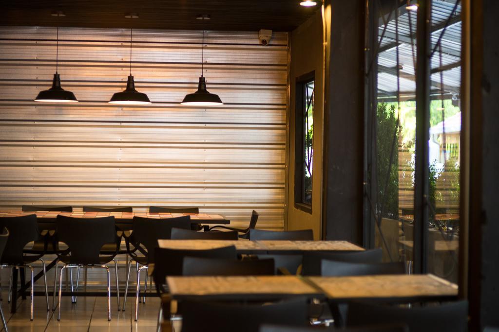 202 House Hotel Chiang Mai Luaran gambar