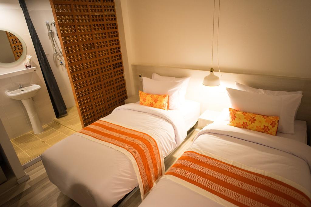 202 House Hotel Chiang Mai Luaran gambar