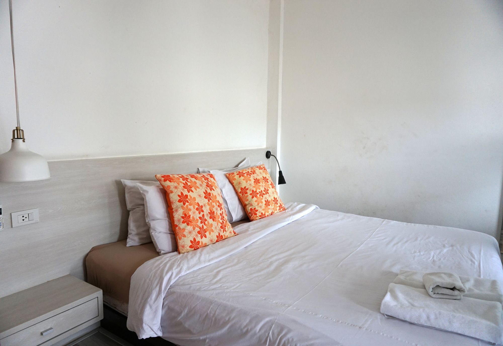 202 House Hotel Chiang Mai Luaran gambar